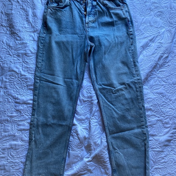 Jean - Picture 7 of 7